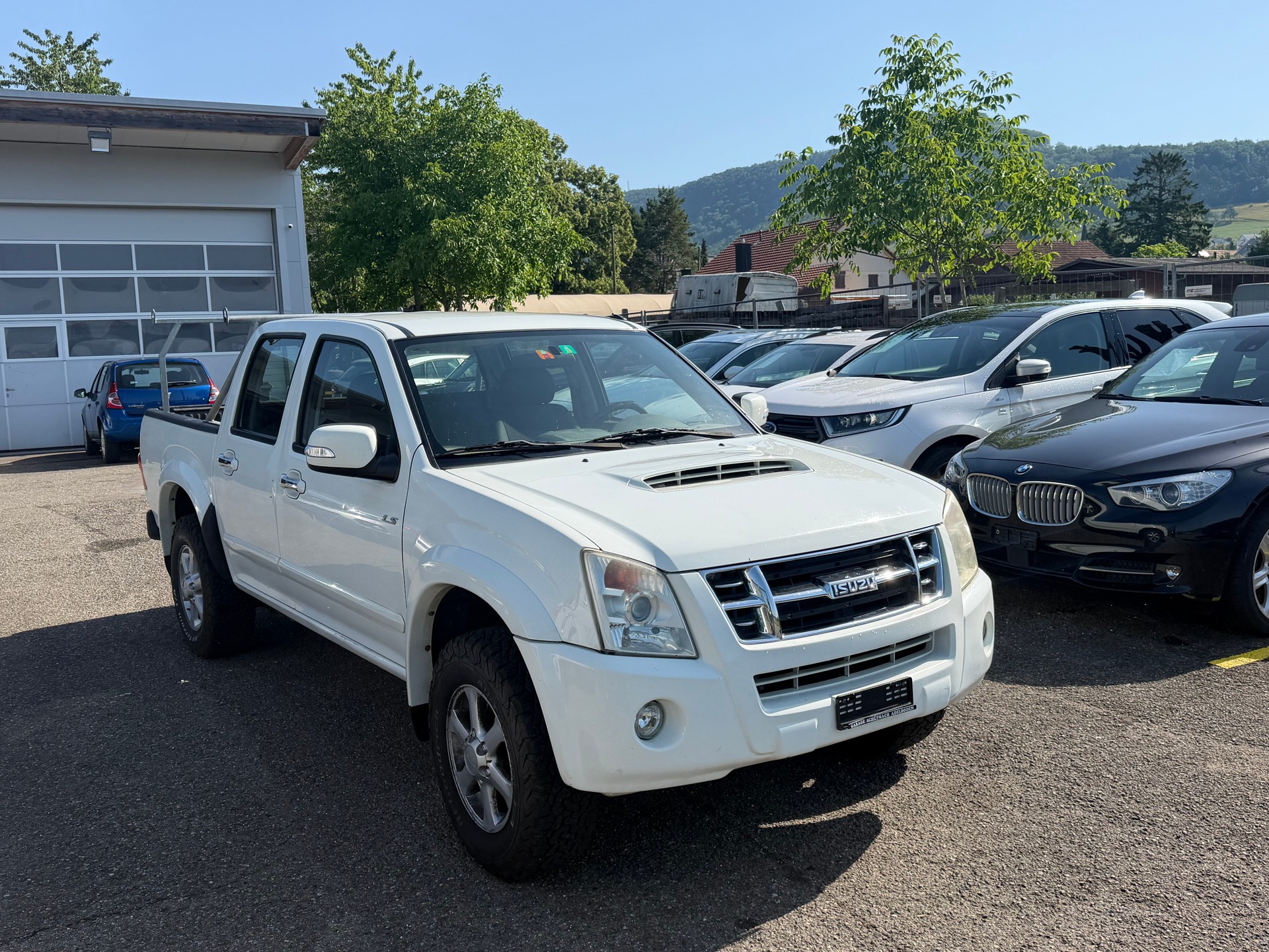 ISUZU TFS85-image-2