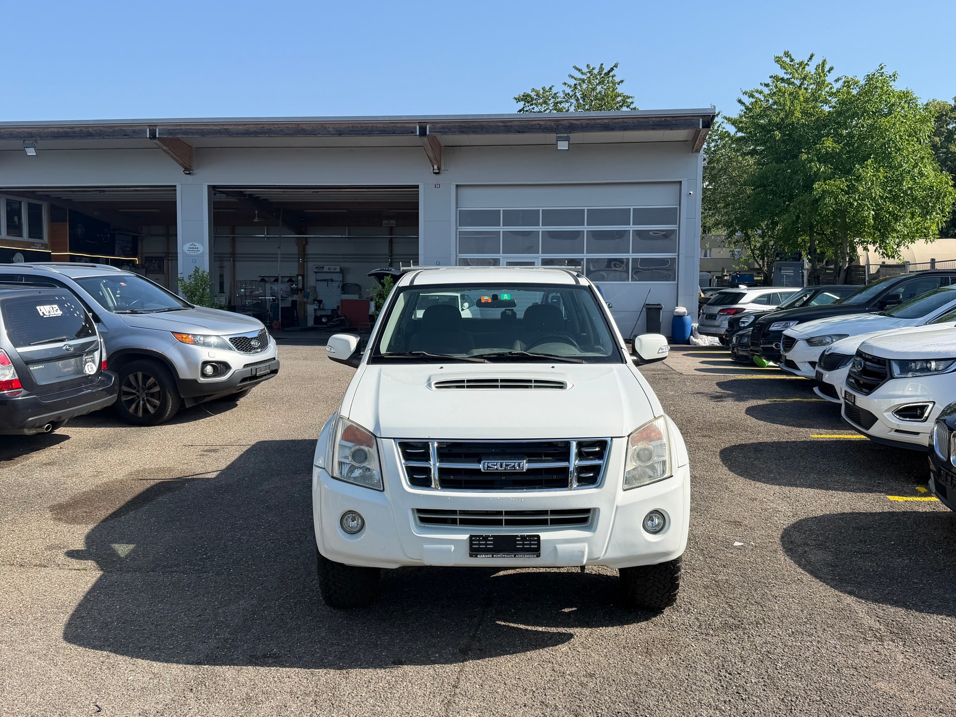 ISUZU TFS85-image-1
