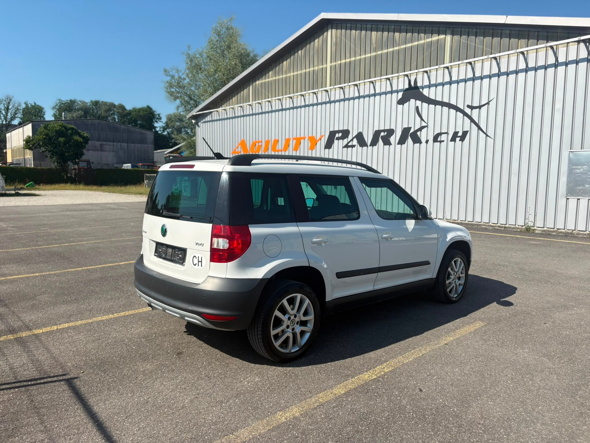 SKODA Yeti 1.8 TSI Elegance 4x4-image-7