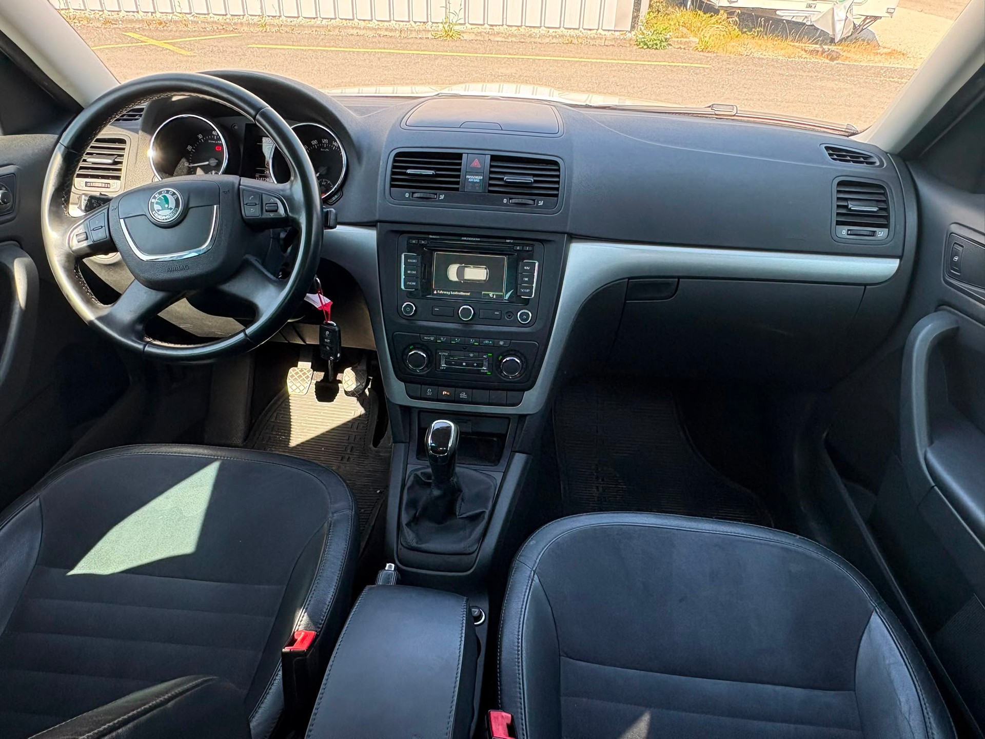 SKODA Yeti 1.8 TSI Elegance 4x4-image-3