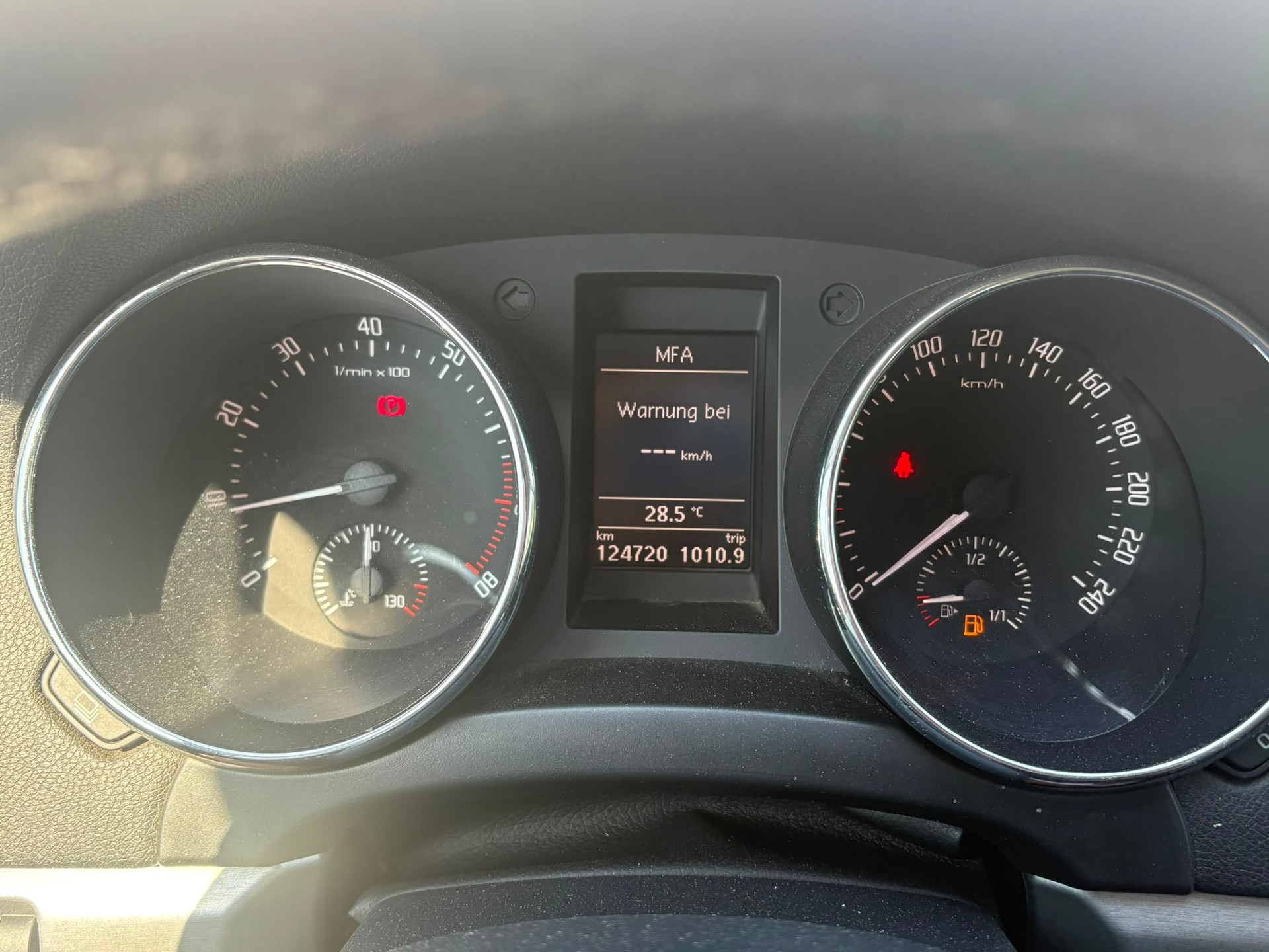 SKODA Yeti 1.8 TSI Elegance 4x4-image-6