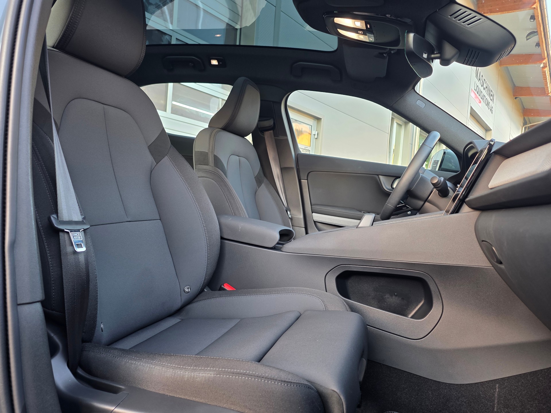 POLESTAR Polestar 2 Long Range Dual 78 kWh MY23 * PERFORMANCE FELGEN - BATT.-ZERTIFIKAT - PLUS PAKET- HARMAN KARDON -GARANTIE BIS 05.2030-image-7