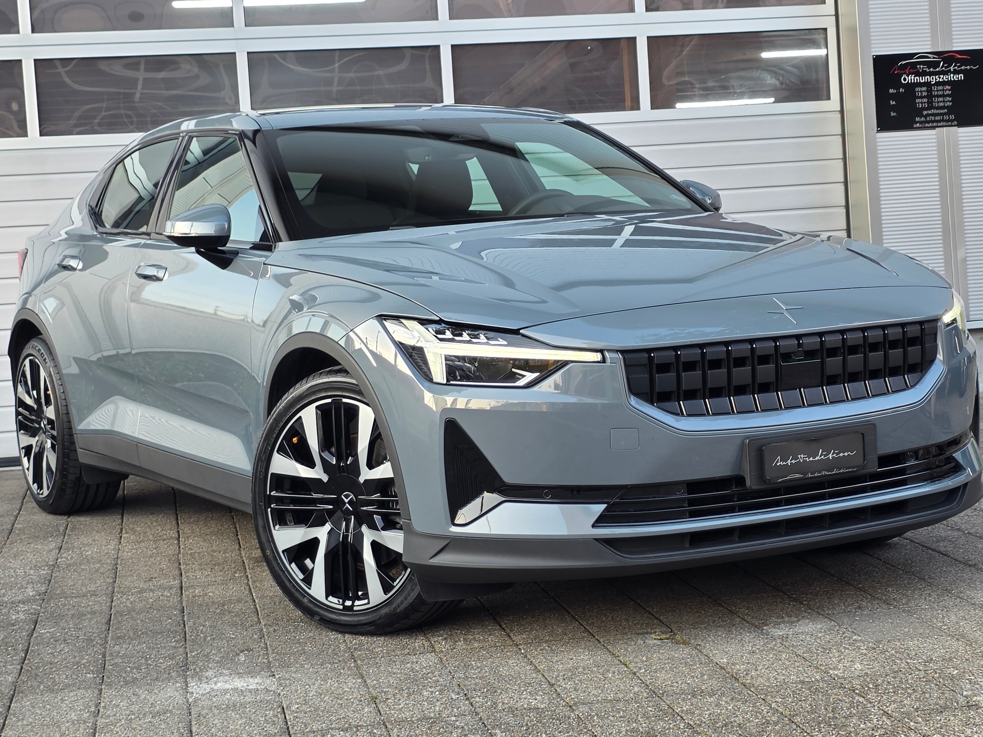 POLESTAR Polestar 2 Long Range Dual 78 kWh MY23 * PERFORMANCE FELGEN - BATT.-ZERTIFIKAT - PLUS PAKET- HARMAN KARDON -GARANTIE BIS 05.2030-image-1