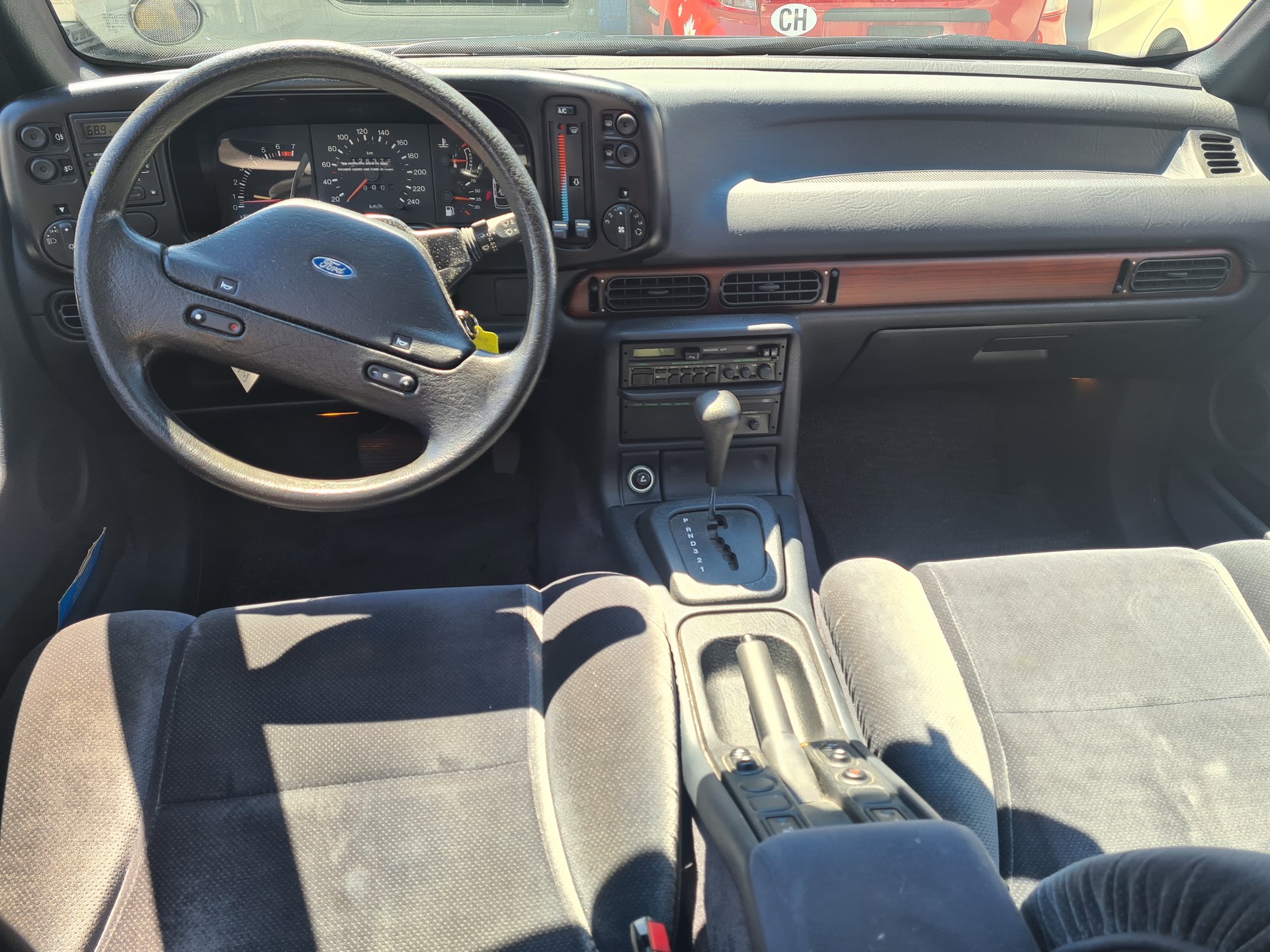 FORD Scorpio 2.9i Ghia A-image-7