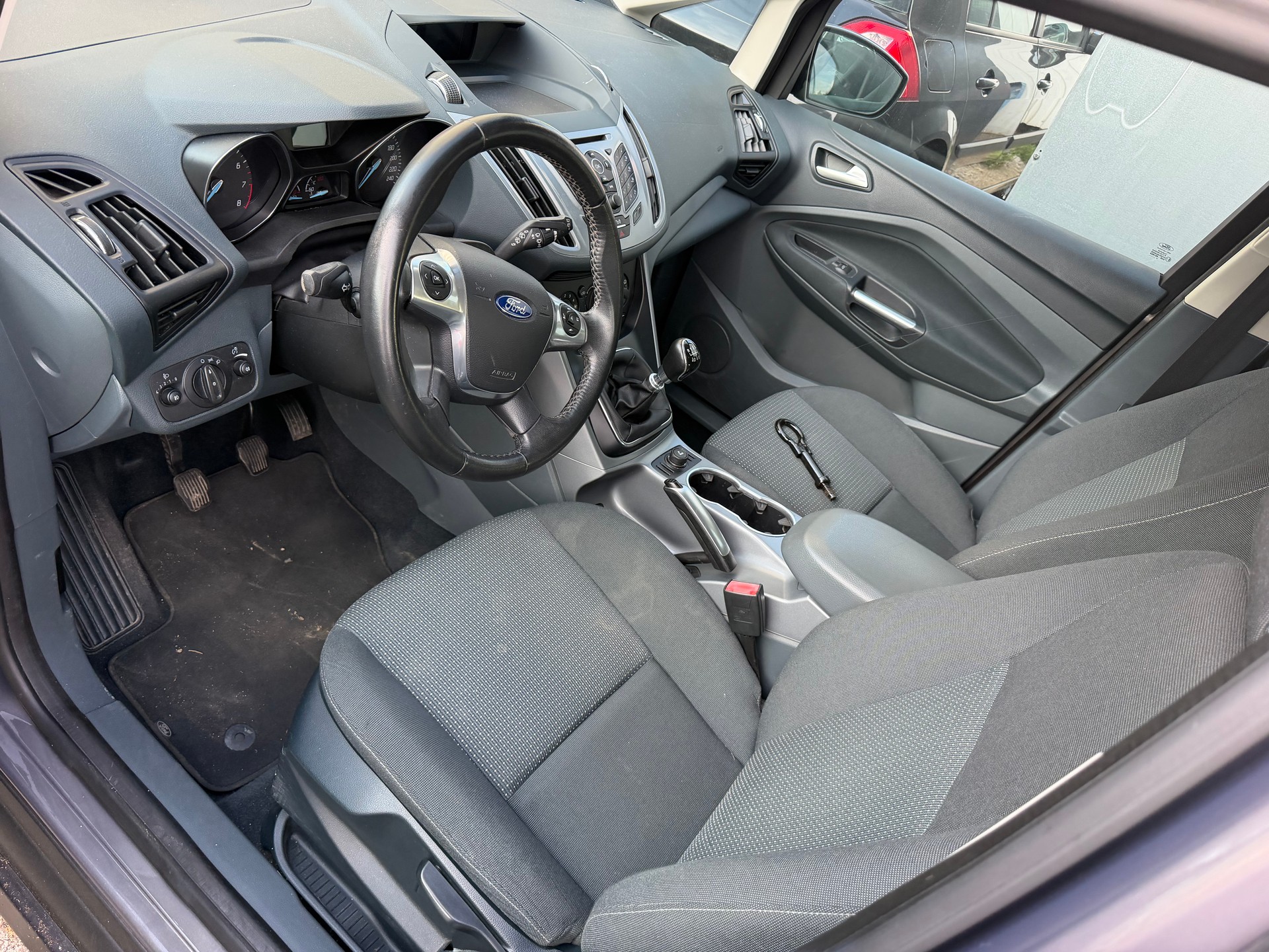 FORD C-Max 1.0 SCTi Winner-image-5