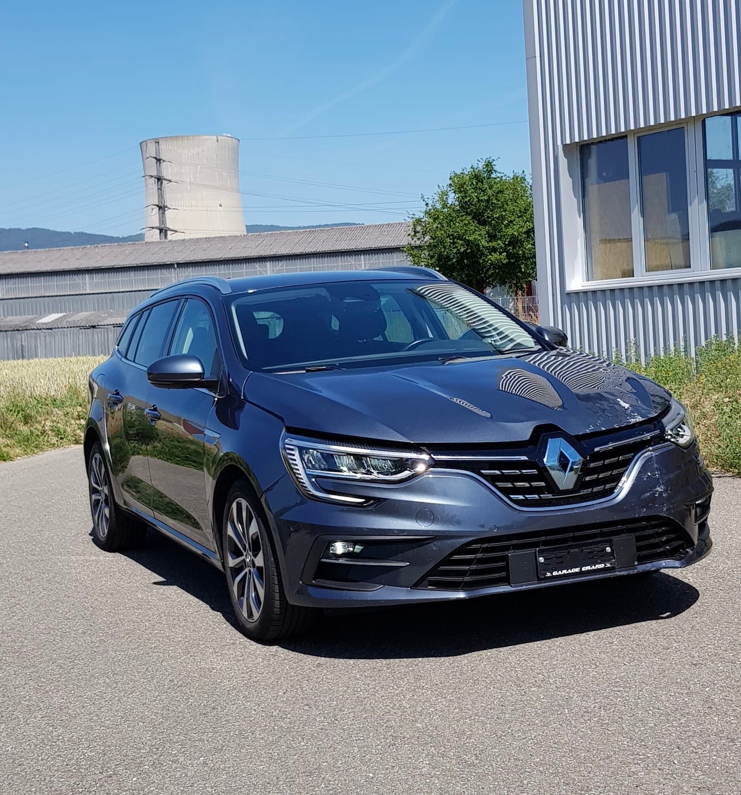 RENAULT Mégane Grandtour 1.3 16V Turbo Techno EDC Leasing Finanzierung Möglich-image-0