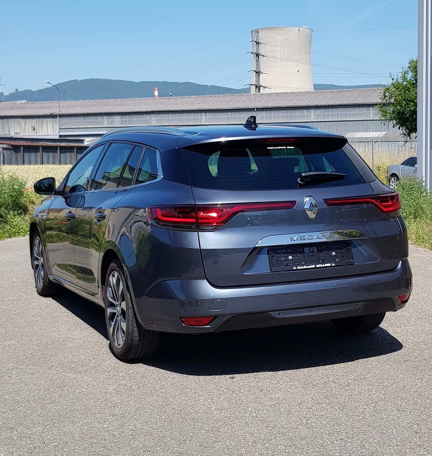RENAULT Mégane Grandtour 1.3 16V Turbo Techno EDC Leasing Finanzierung Möglich-image-3
