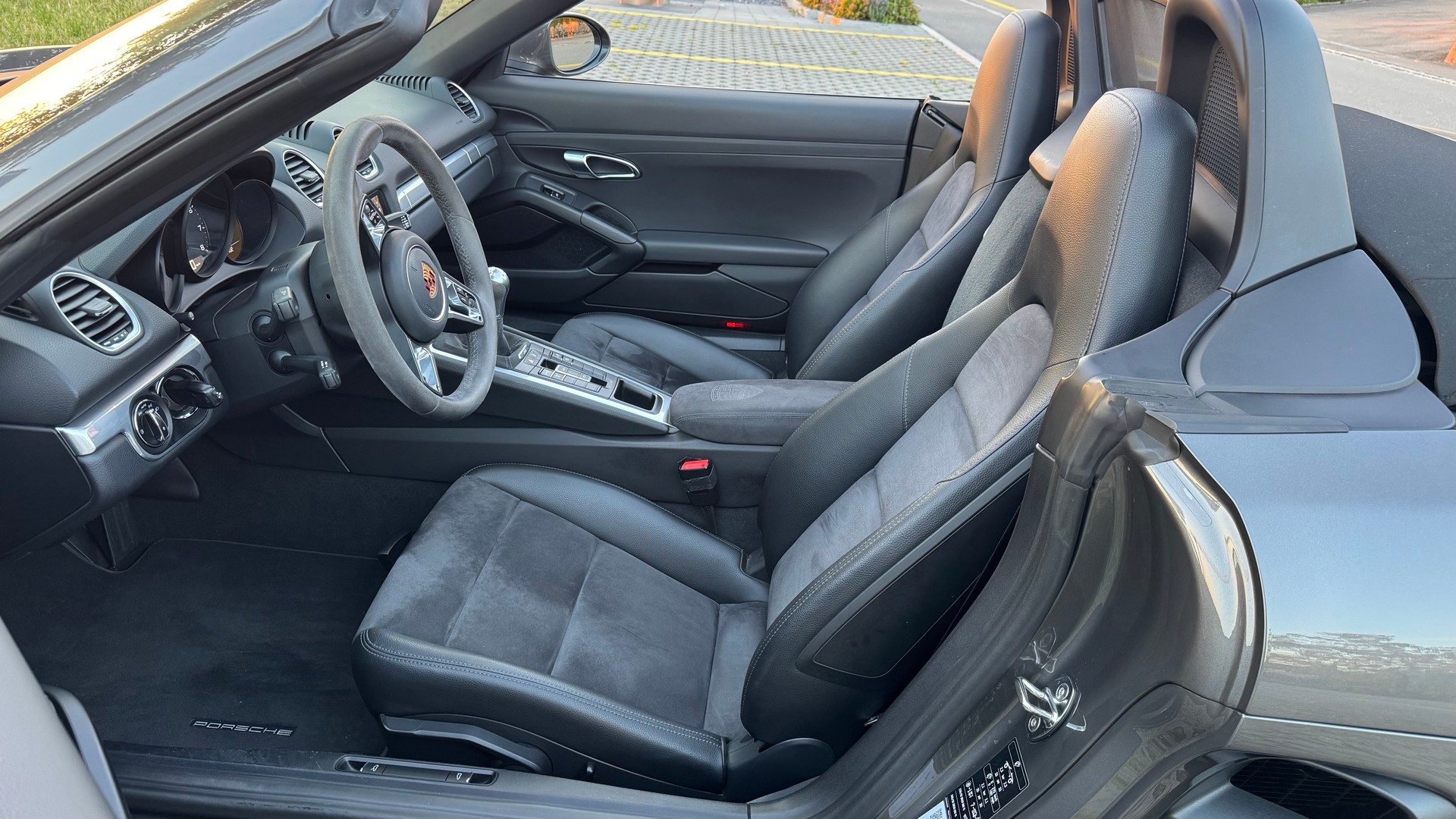 PORSCHE 2.0-image-5