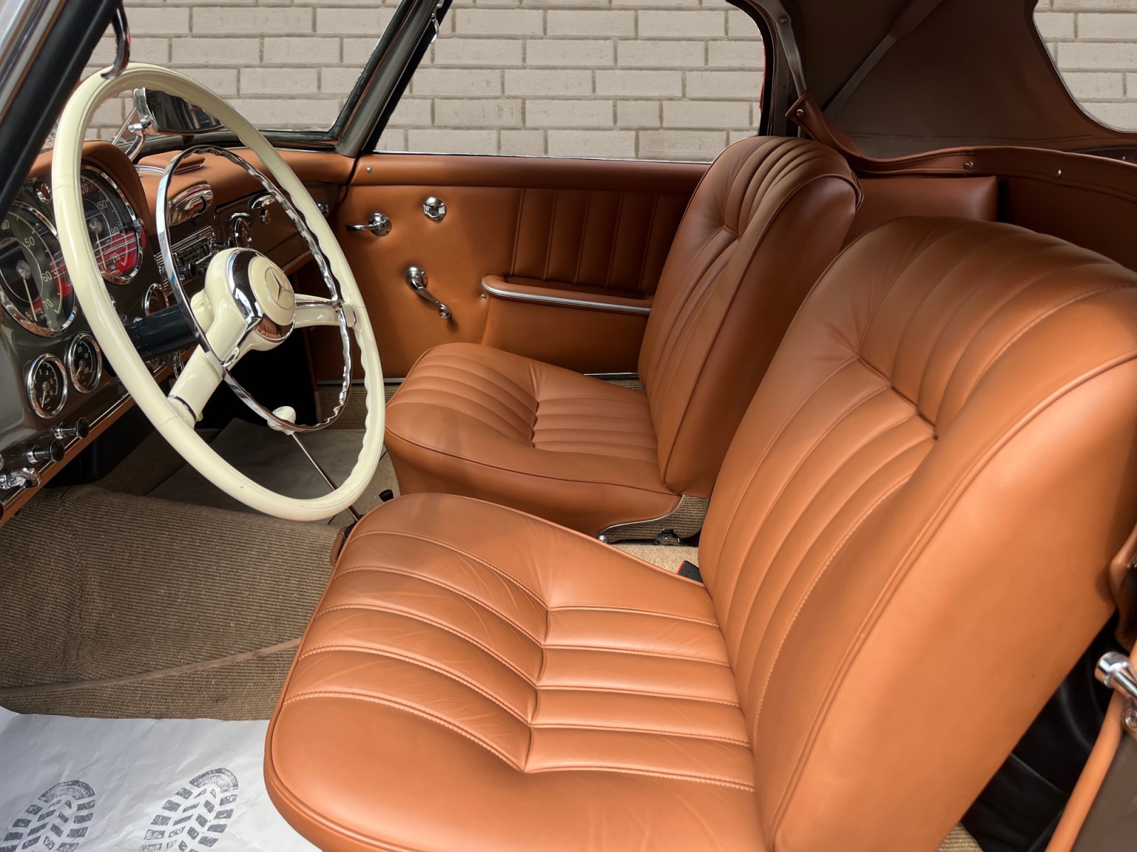 MERCEDES-BENZ 190 SL-image-6