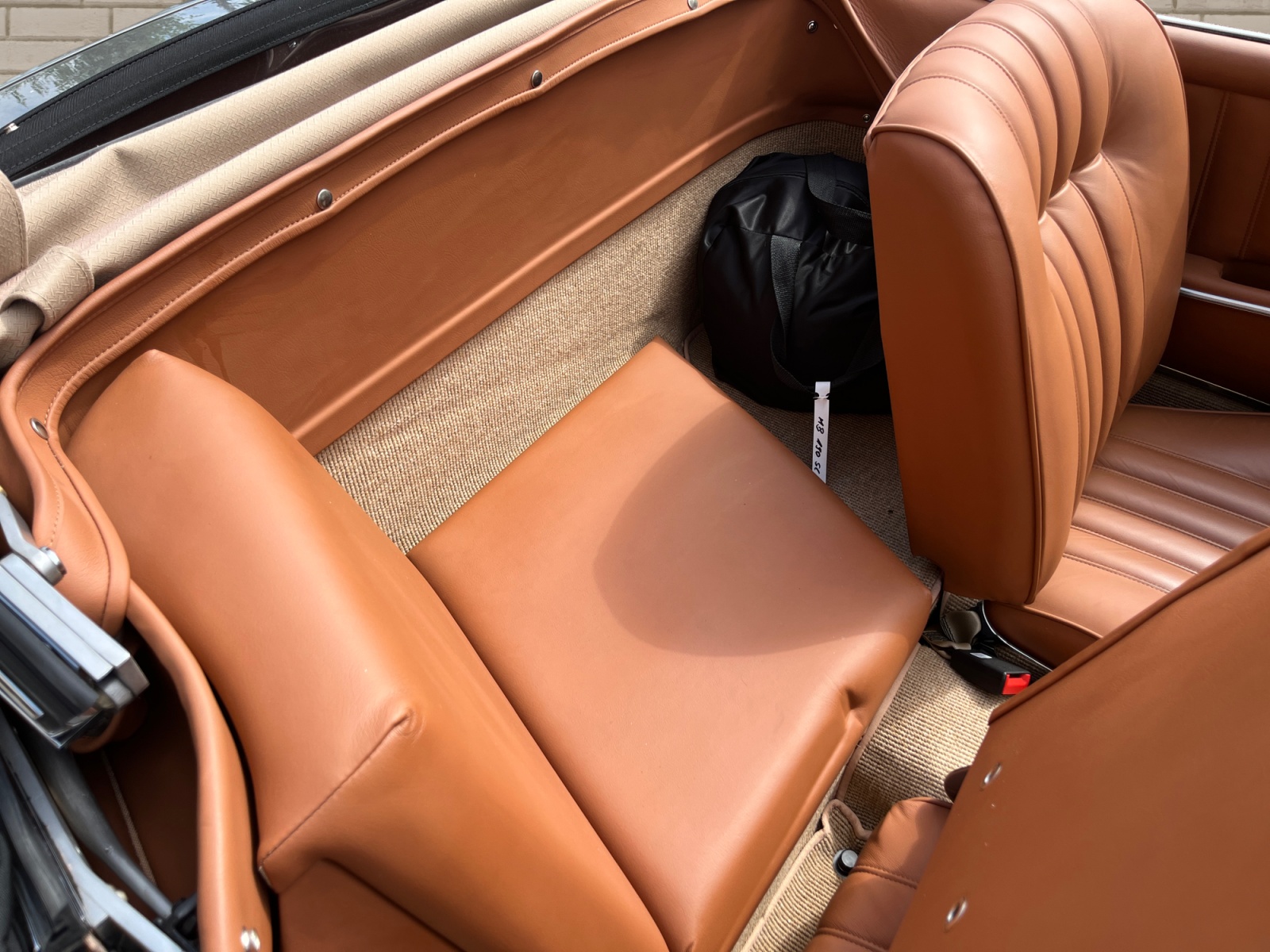 MERCEDES-BENZ 190 SL-image-11