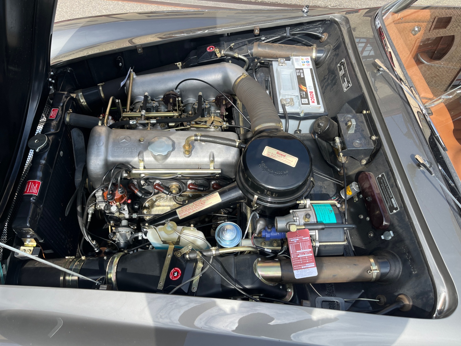 MERCEDES-BENZ 190 SL-image-14