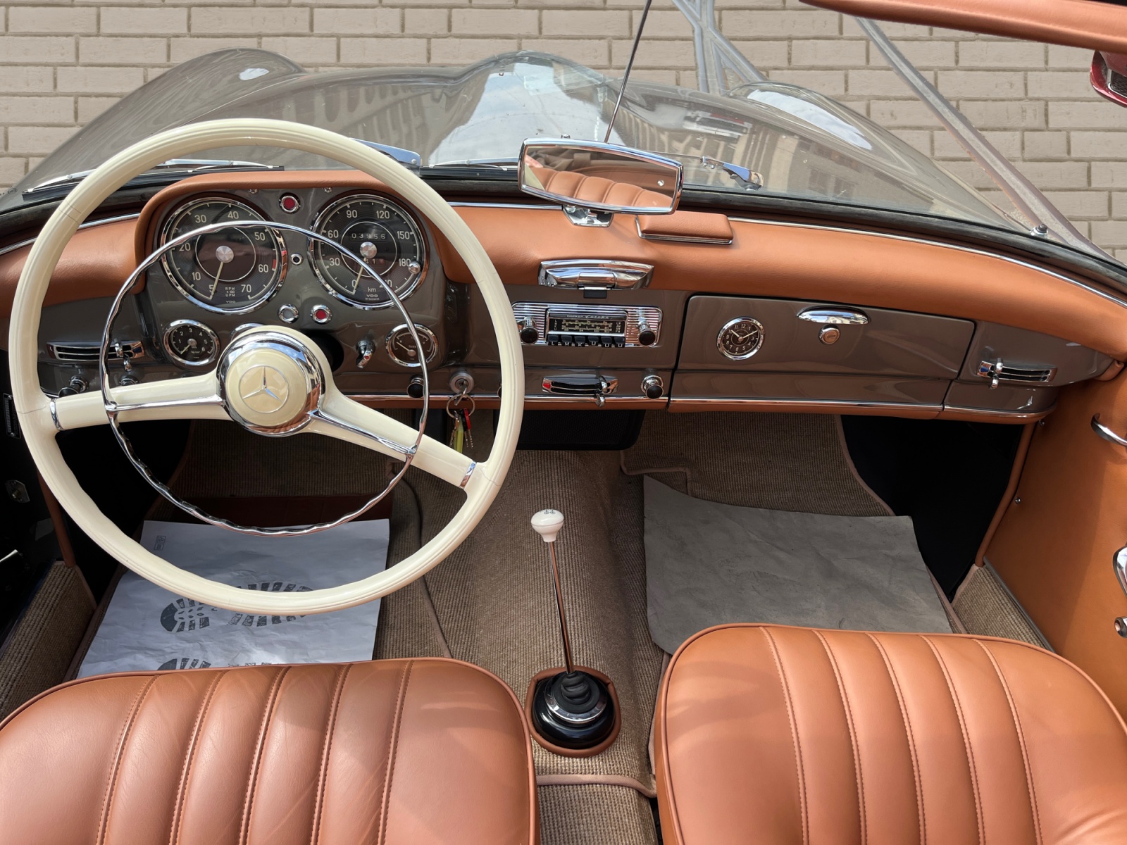MERCEDES-BENZ 190 SL-image-7