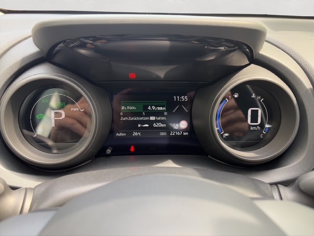TOYOTA Yaris 1.5 Trend e-CVT-image-11