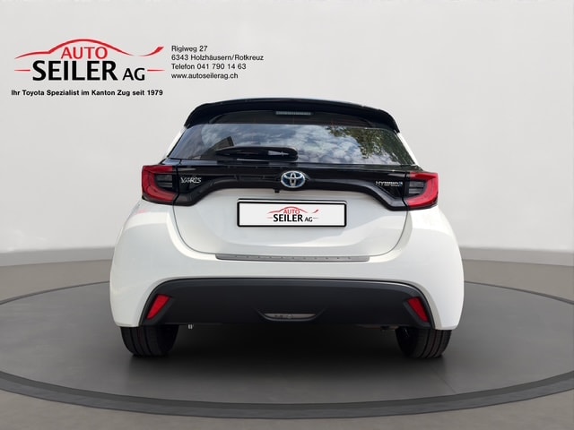 TOYOTA Yaris 1.5 Trend e-CVT-image-4