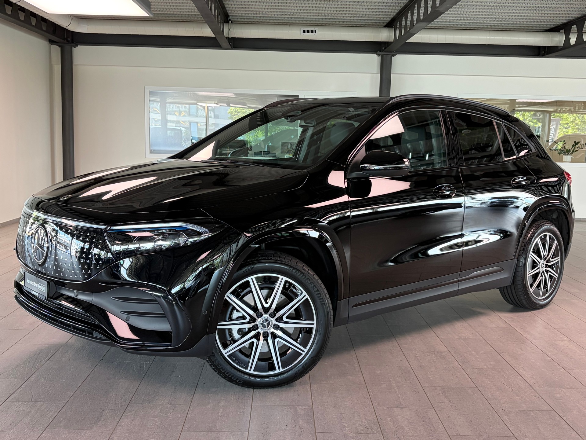 MERCEDES-BENZ EQA 350 4MATIC "Excellence Edition"-image-0