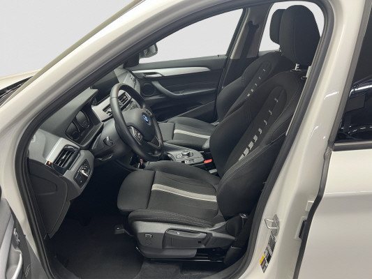 BMW X1 xDrive 25e-image-8