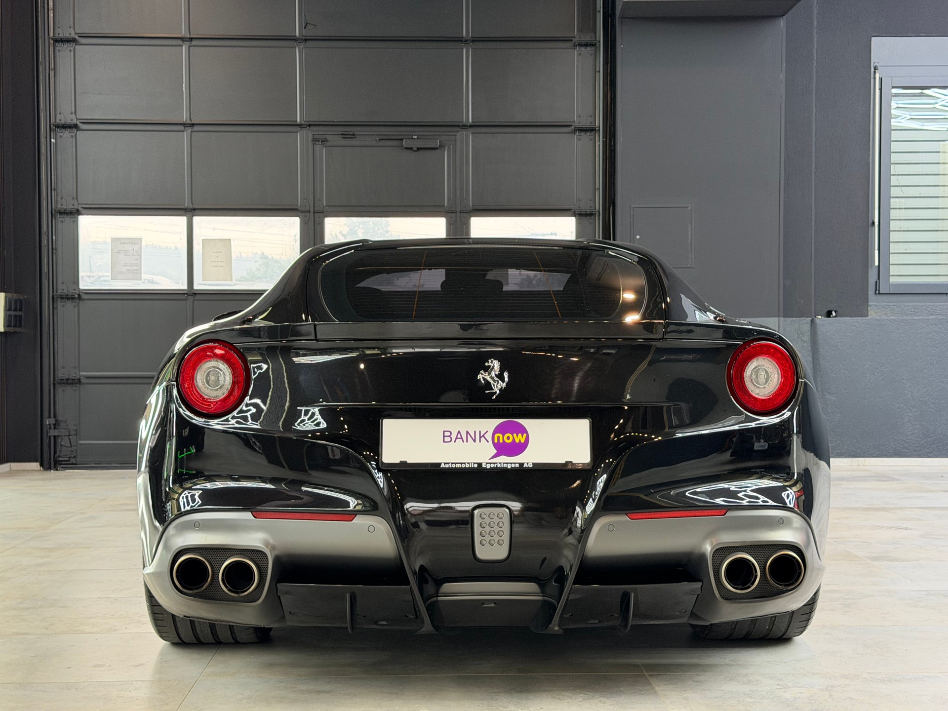 FERRARI F12 Berlinetta-image-5