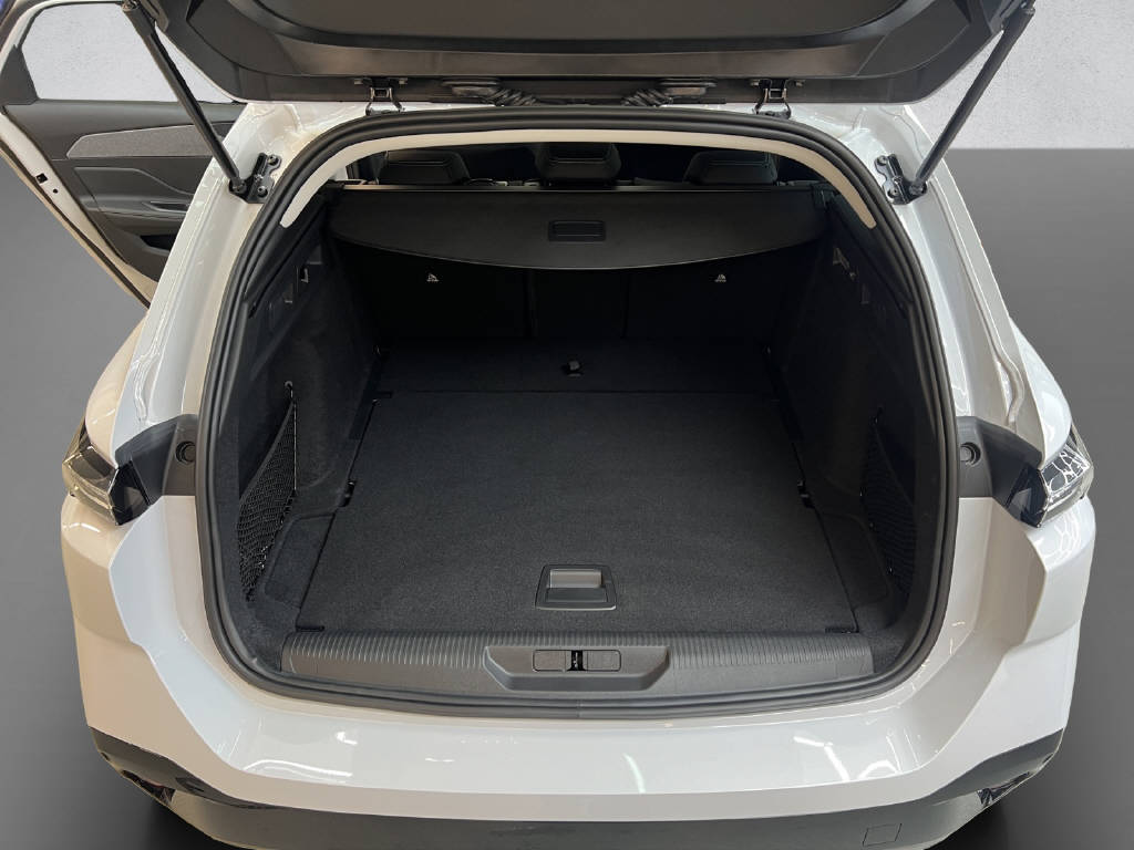 PEUGEOT 308 SW 1.5 BlueHDi Allure-image-7