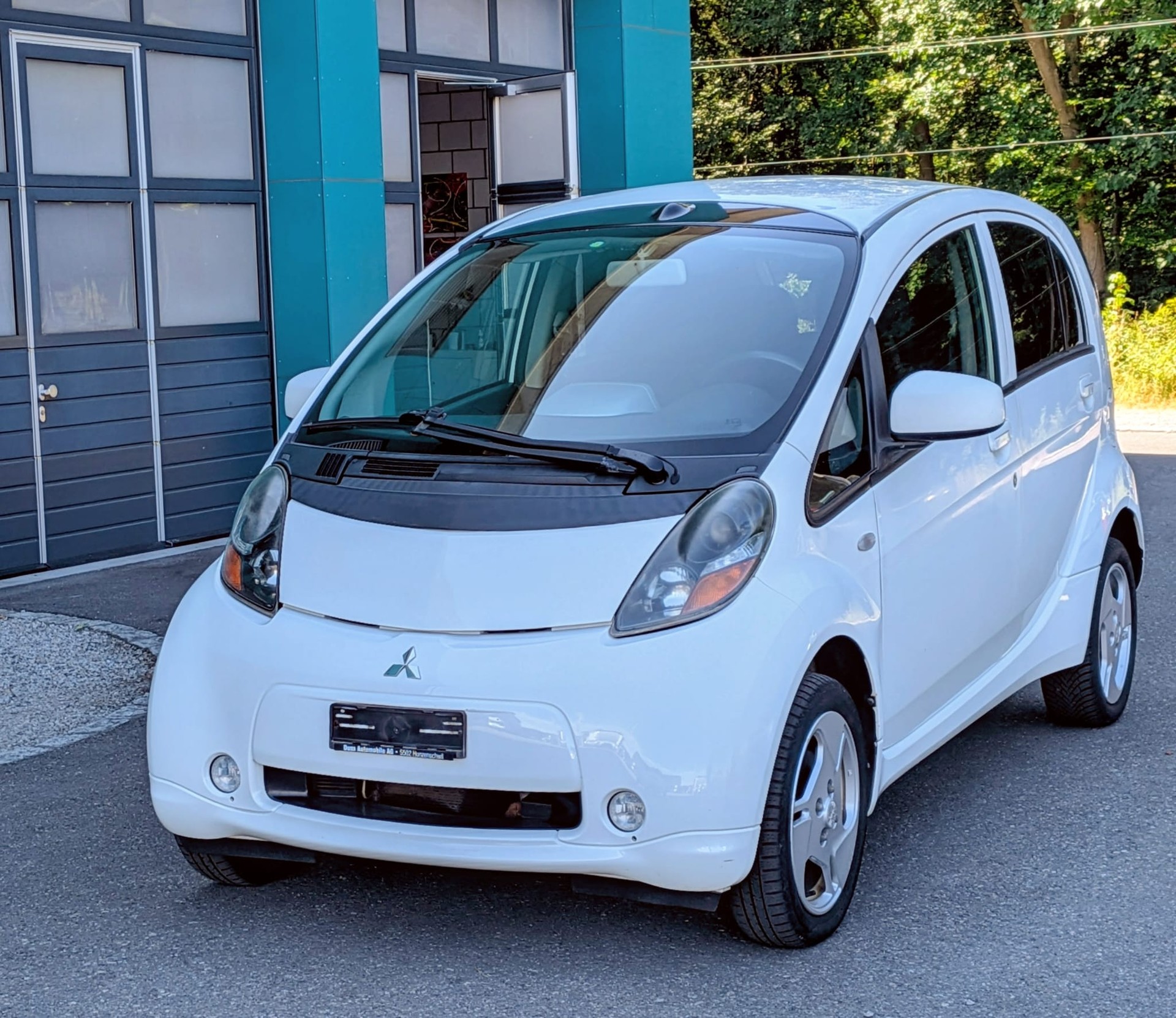 MITSUBISHI i MiEV-image-0