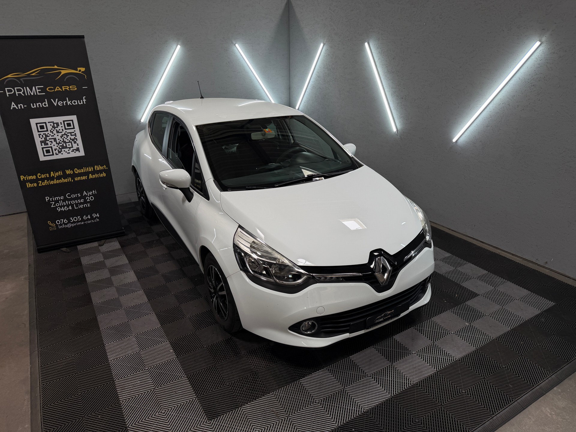 RENAULT Clio 1.2 16V Expression-image-1