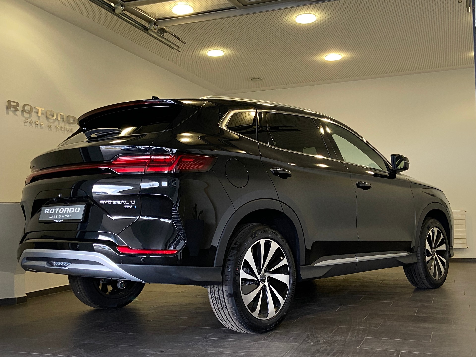 BYD Seal U DM-i Design AWD-image-1