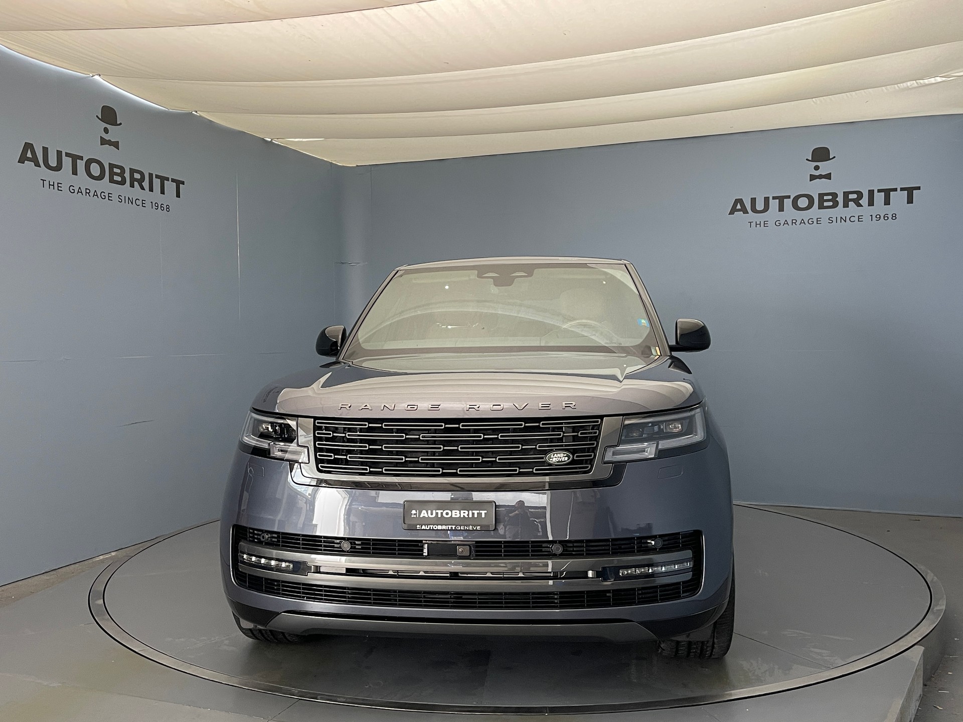 LAND ROVER Range Rover 4.4 V8 Autobiography-image-1