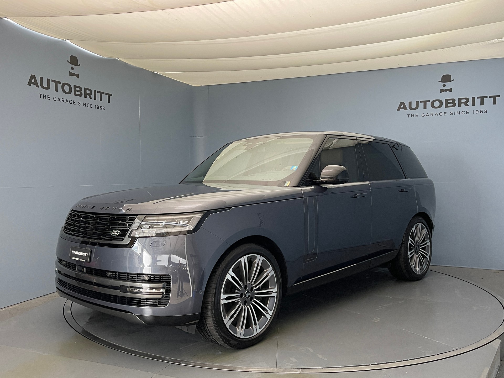 LAND ROVER Range Rover 4.4 V8 Autobiography-image-0