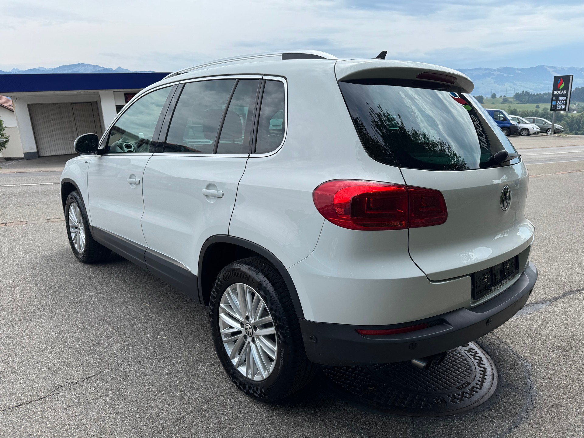VW Tiguan 2.0 TSI Cup 4Motion DSG-image-3