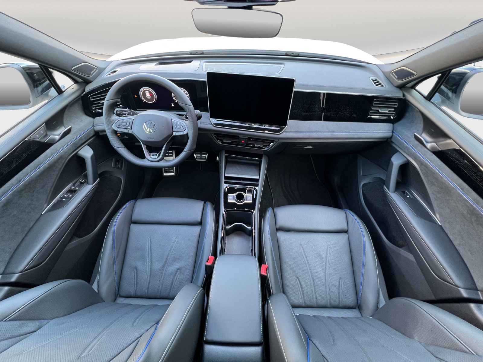 VW Tiguan 2.0 TSI DSG R-Line 4Motion-image-10