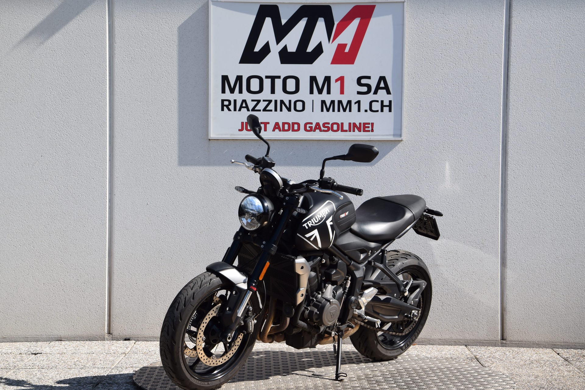 TRIUMPH Trident 660-showroom-element-3