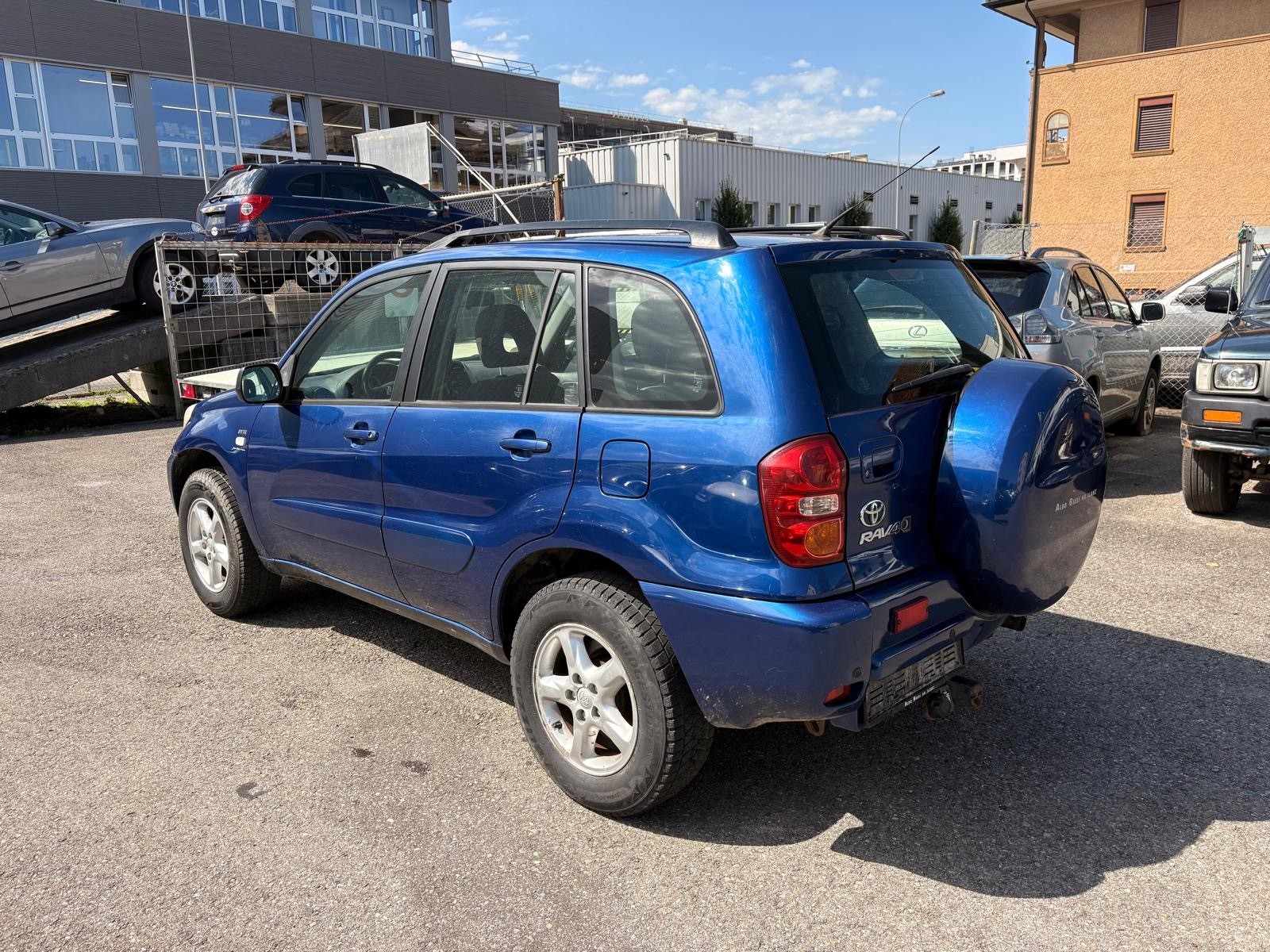 TOYOTA RAV-4 2.0 16V Linea Luna-image-3