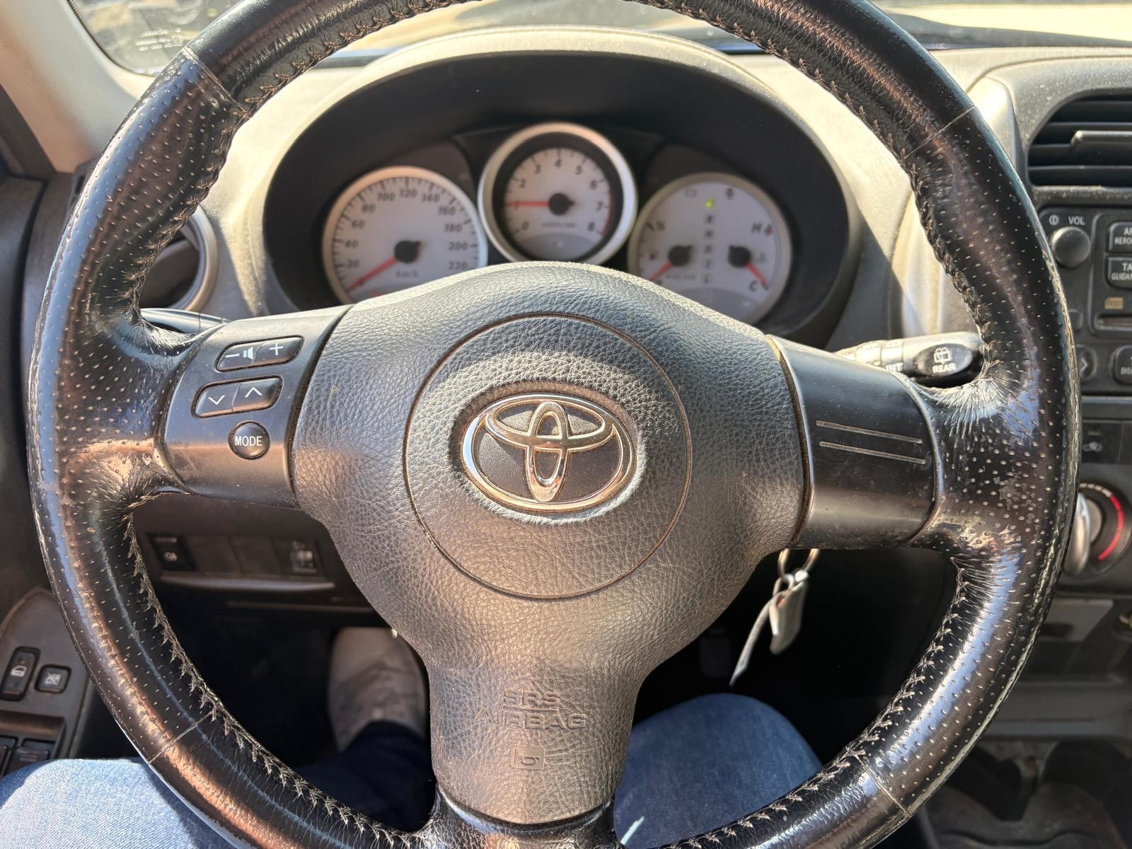 TOYOTA RAV-4 2.0 16V Linea Luna-image-6