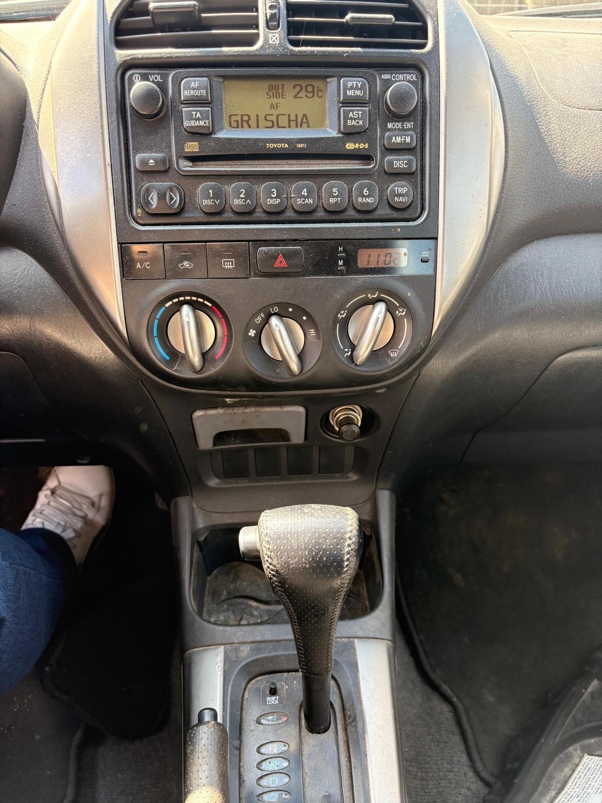TOYOTA RAV-4 2.0 16V Linea Luna-image-5