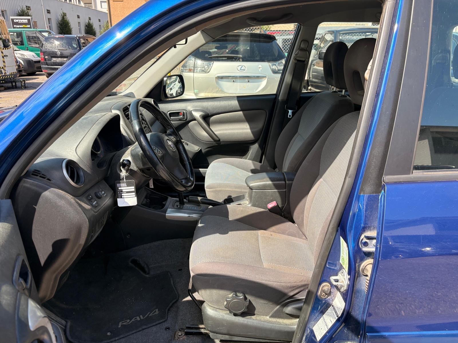 TOYOTA RAV-4 2.0 16V Linea Luna-image-4