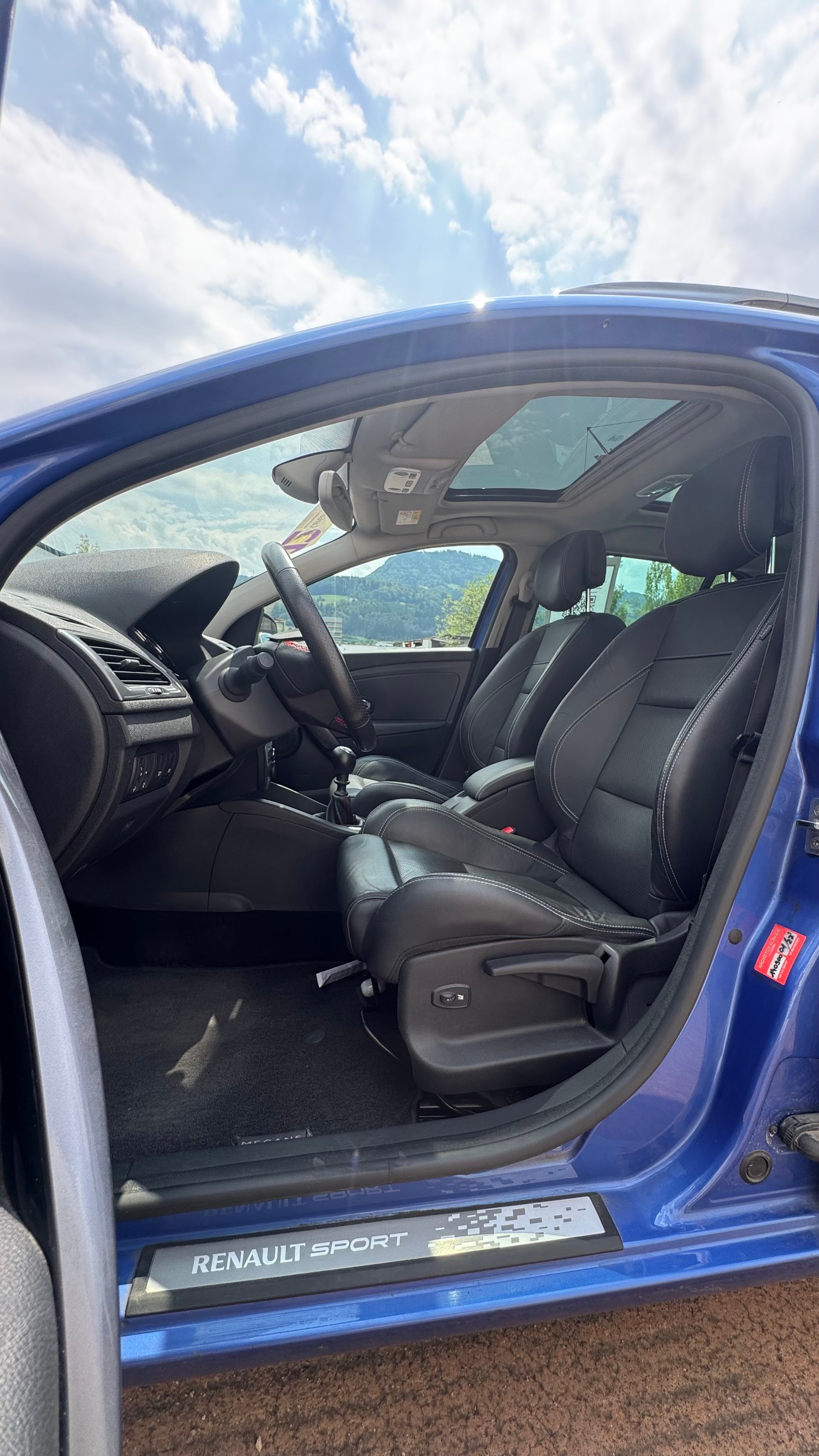 RENAULT Mégane Grandtour 2.0 16V Turbo GT-image-19