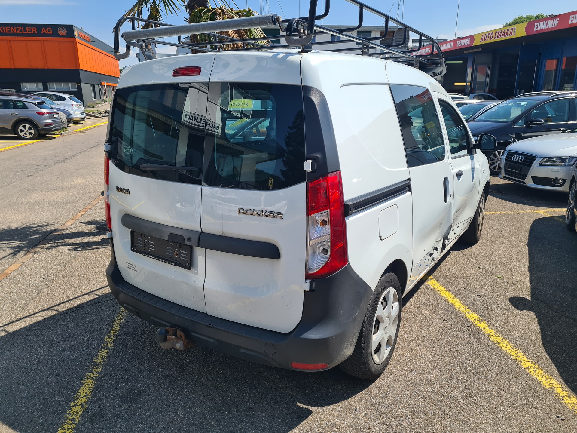 DACIA Dokker Van SCe 100 S&S Ambiance-showroom-element-3