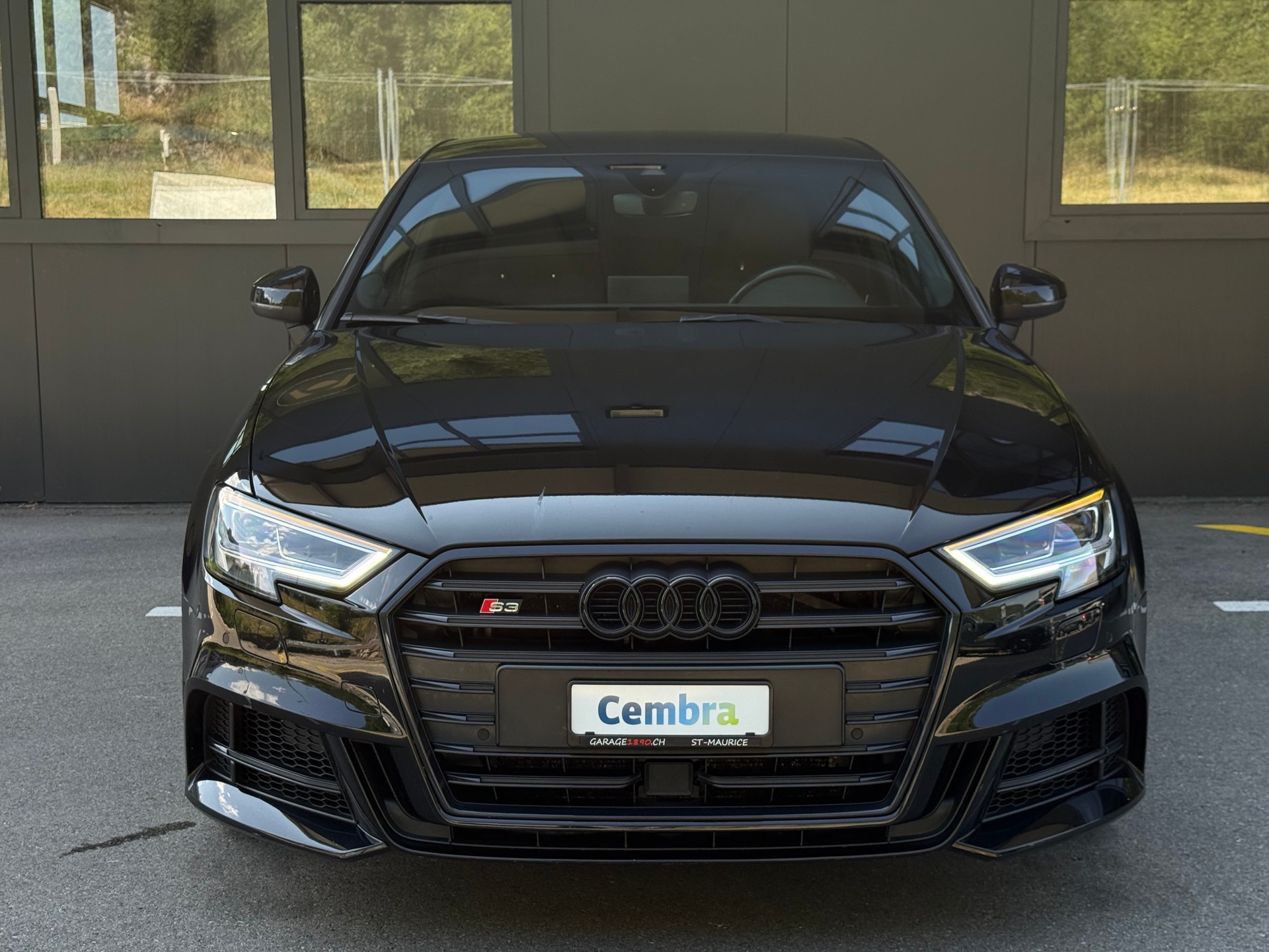 AUDI S3 Sportback 2.0 TFSI quattro S-tronic-image-2