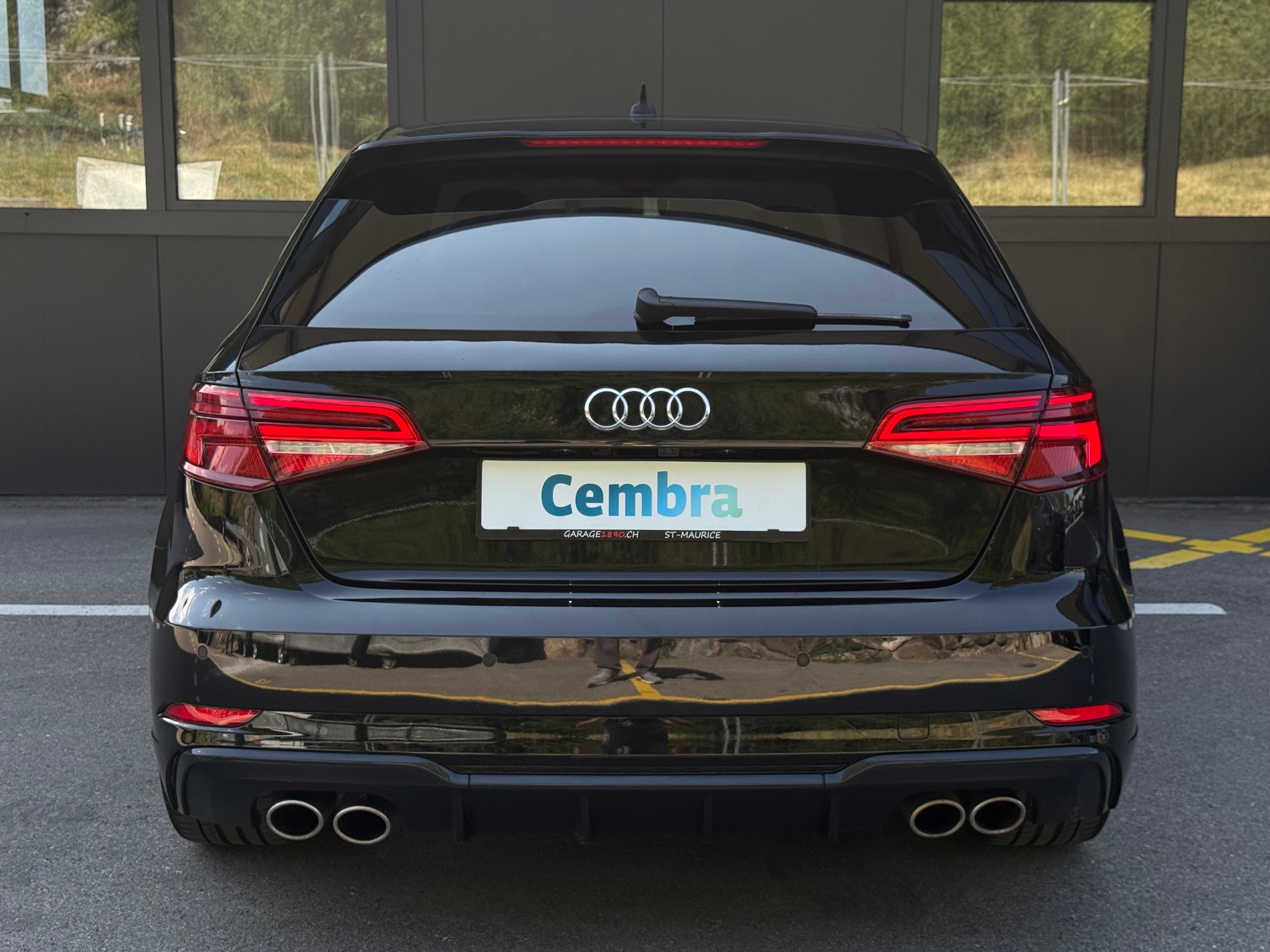 AUDI S3 Sportback 2.0 TFSI quattro S-tronic-image-5