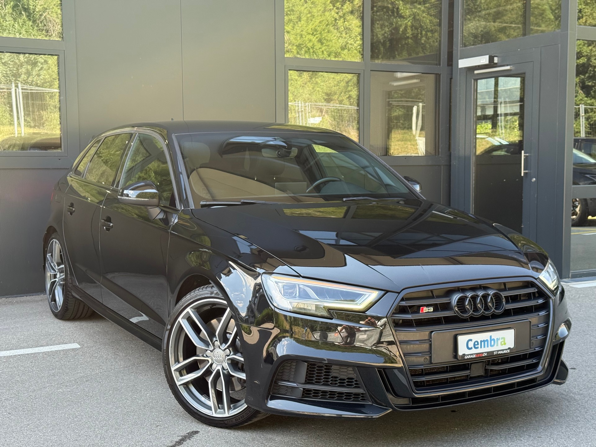 AUDI S3 Sportback 2.0 TFSI quattro S-tronic-image-0