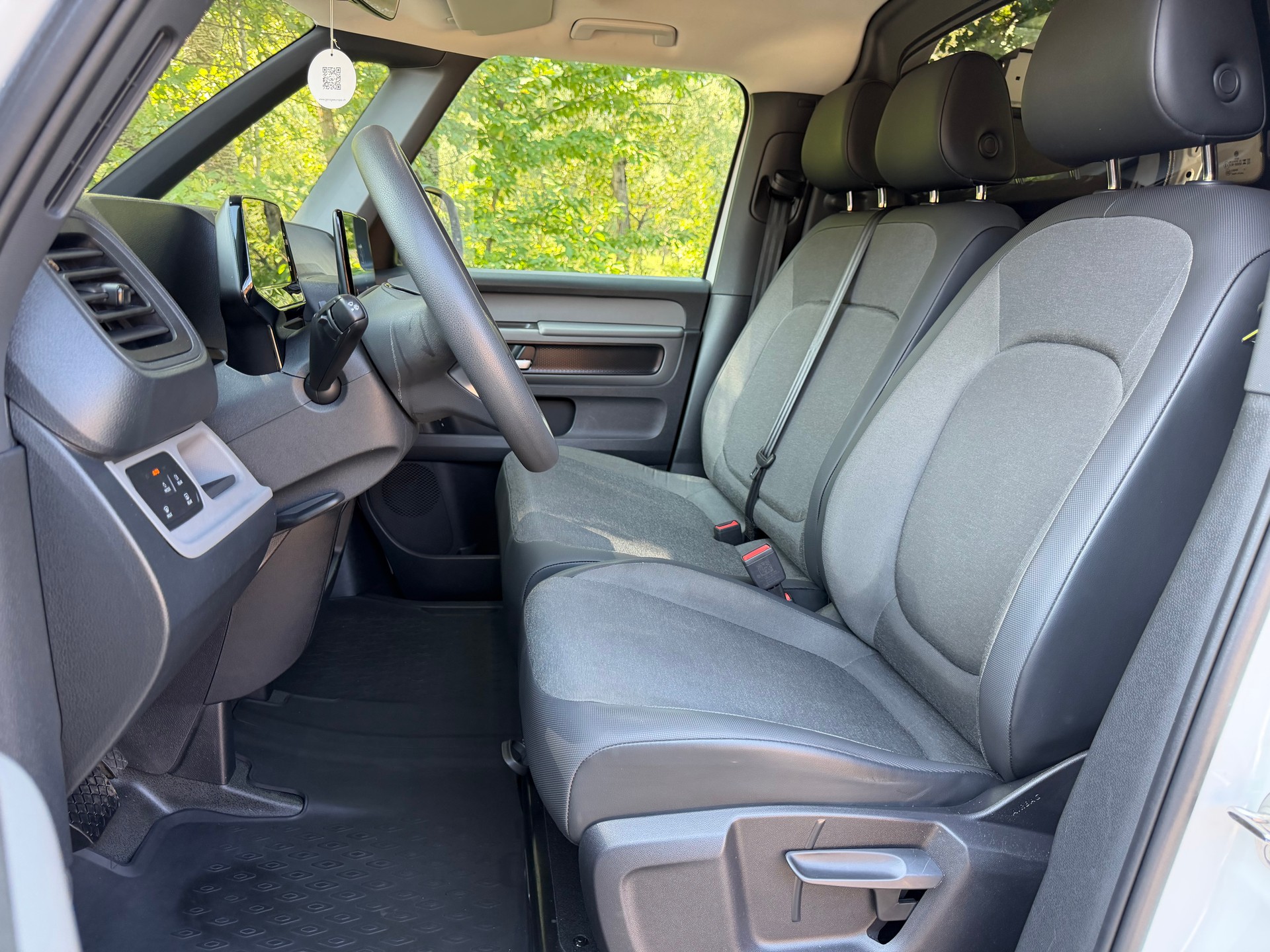 VW ID. Buzz Cargo-image-14