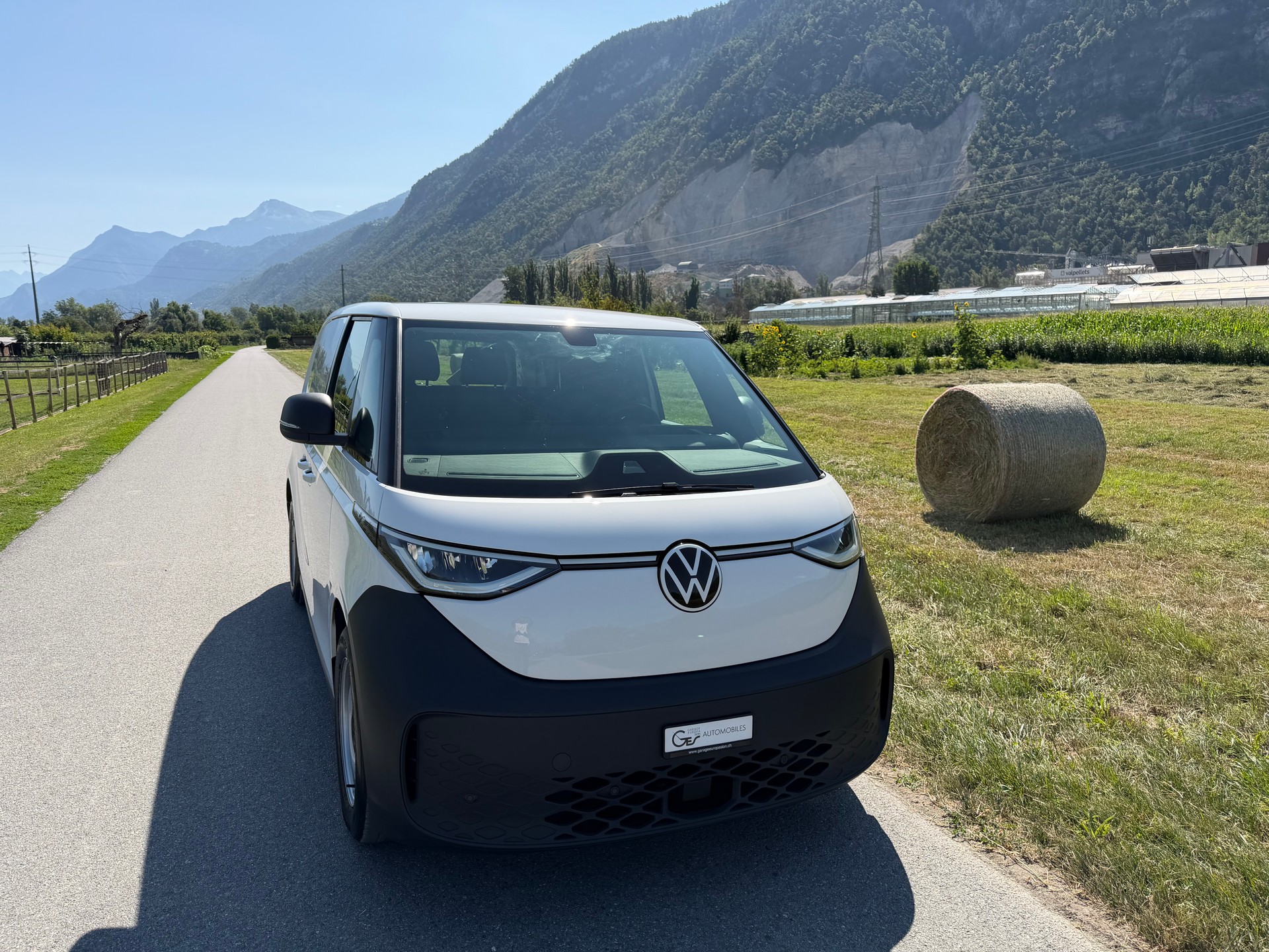 VW ID. Buzz Cargo-image-4