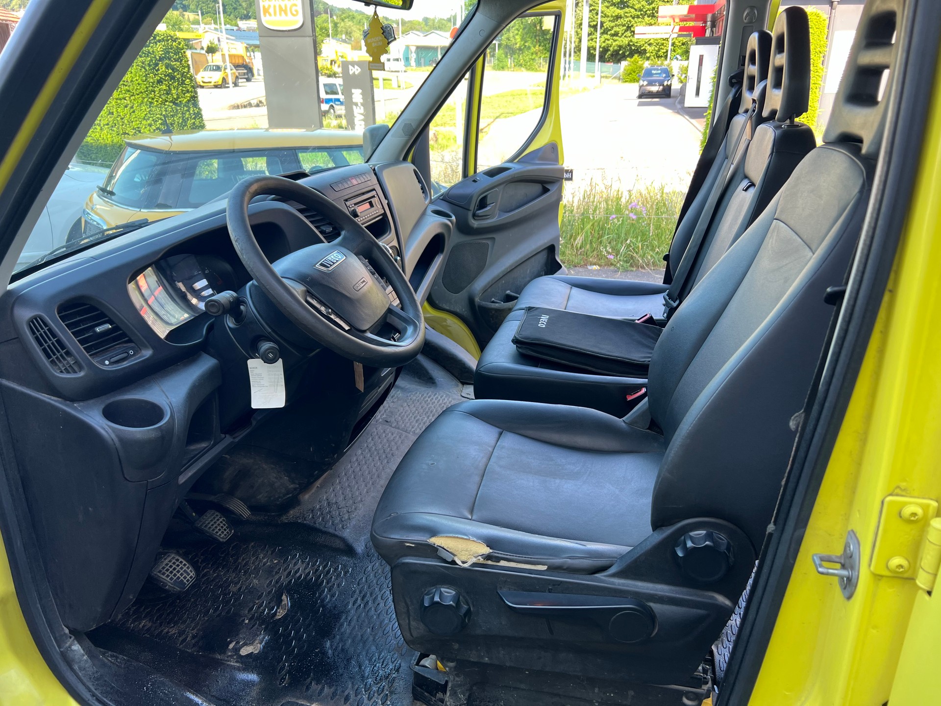 IVECO 35 S 16 D-image-11