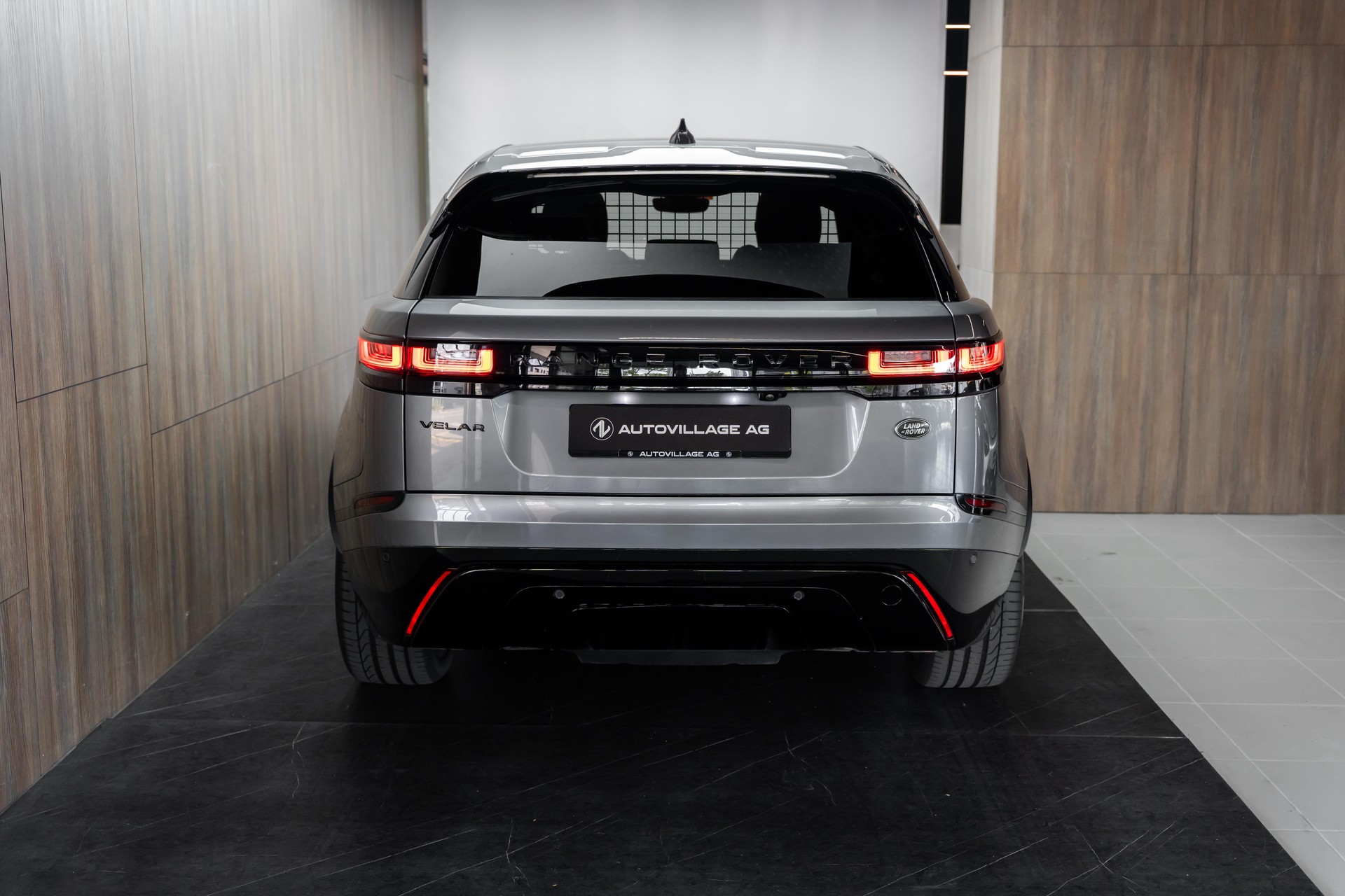 LAND ROVER Range Rover Velar R-Dynamic P 250 HSE Automatic-image-30