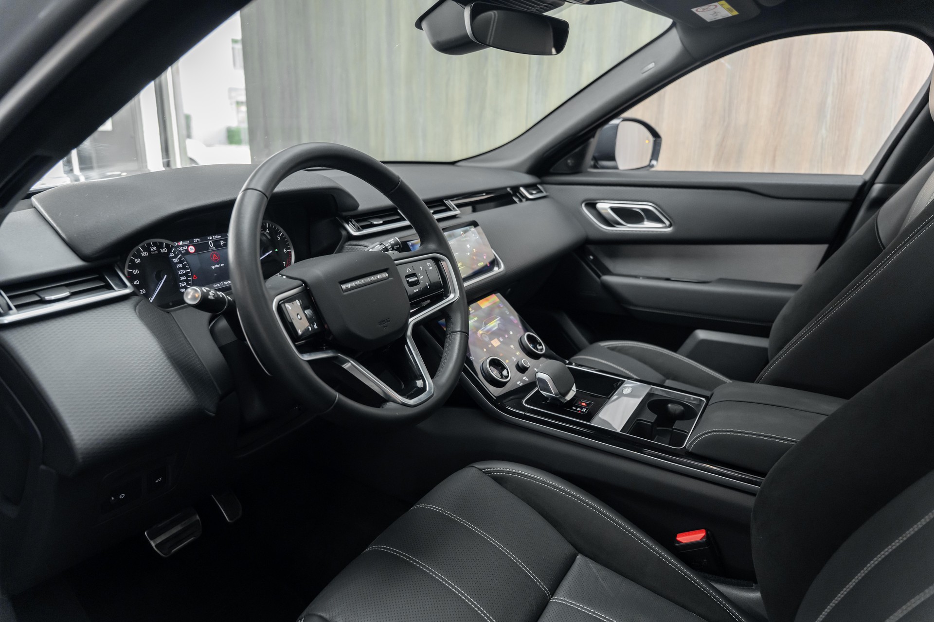 LAND ROVER Range Rover Velar R-Dynamic P 250 HSE Automatic-image-3