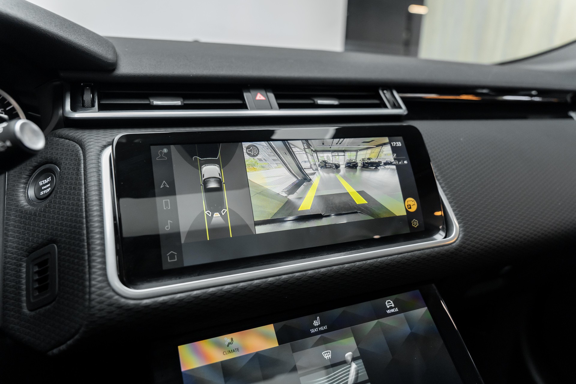 LAND ROVER Range Rover Velar R-Dynamic P 250 HSE Automatic-image-12