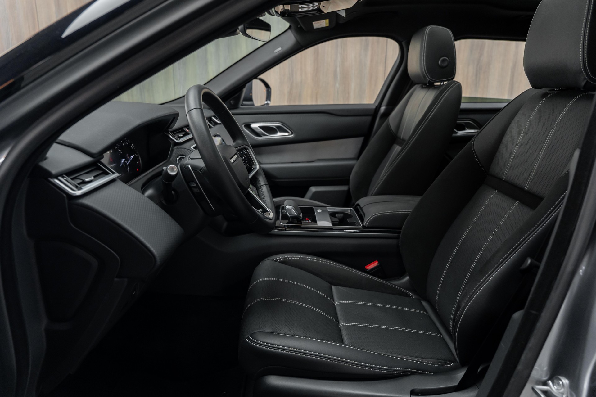 LAND ROVER Range Rover Velar R-Dynamic P 250 HSE Automatic-image-4
