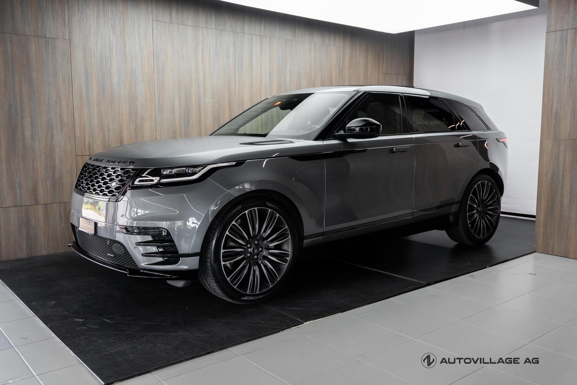 LAND ROVER Range Rover Velar R-Dynamic P 250 HSE Automatic-image-0