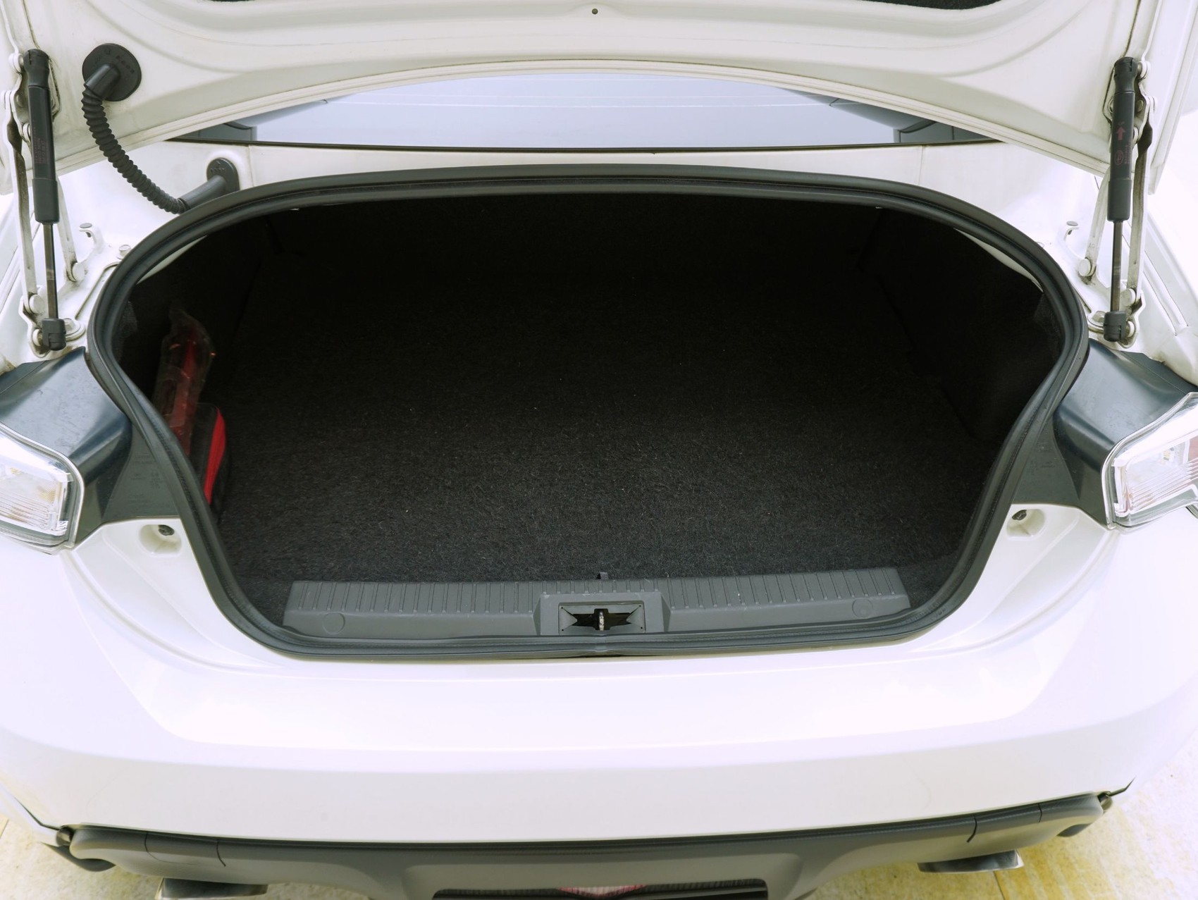 TOYOTA GT86 2.0 D-4S Sport-image-6