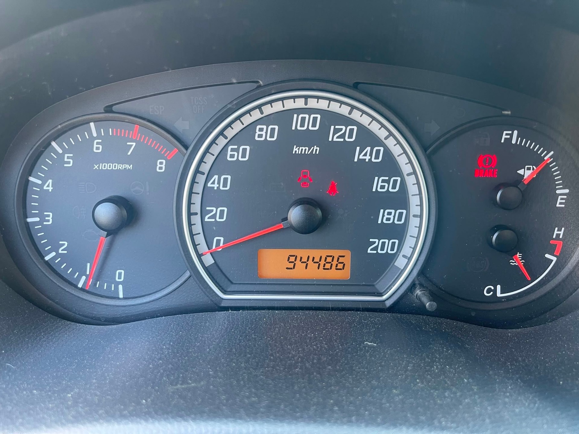 SUZUKI Swift 1.3i 16V GL Top Piz Sulai LE 4x4-image-6