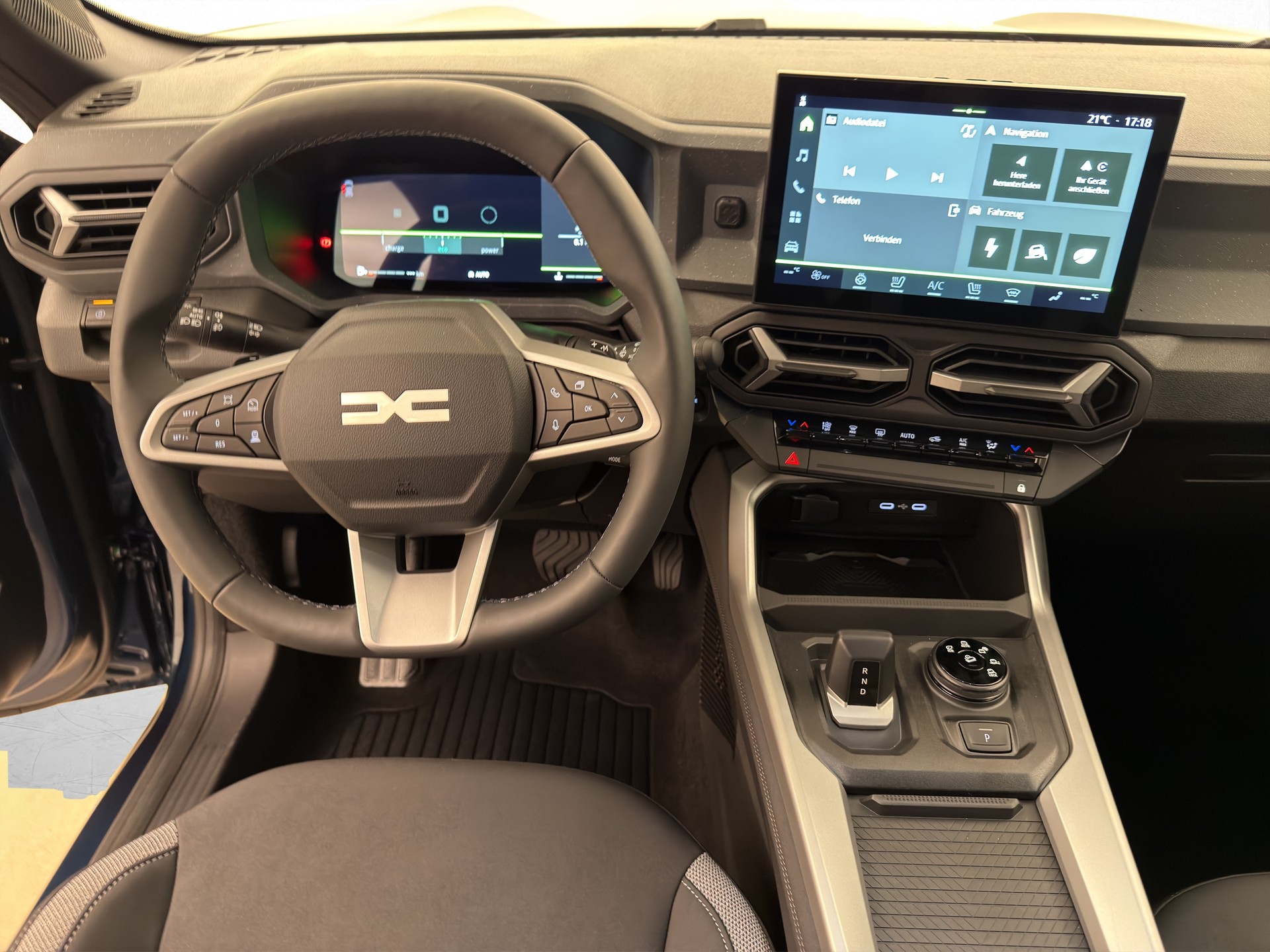 DACIA Bigster 1.2 Hybrid Journey 4WD-image-8